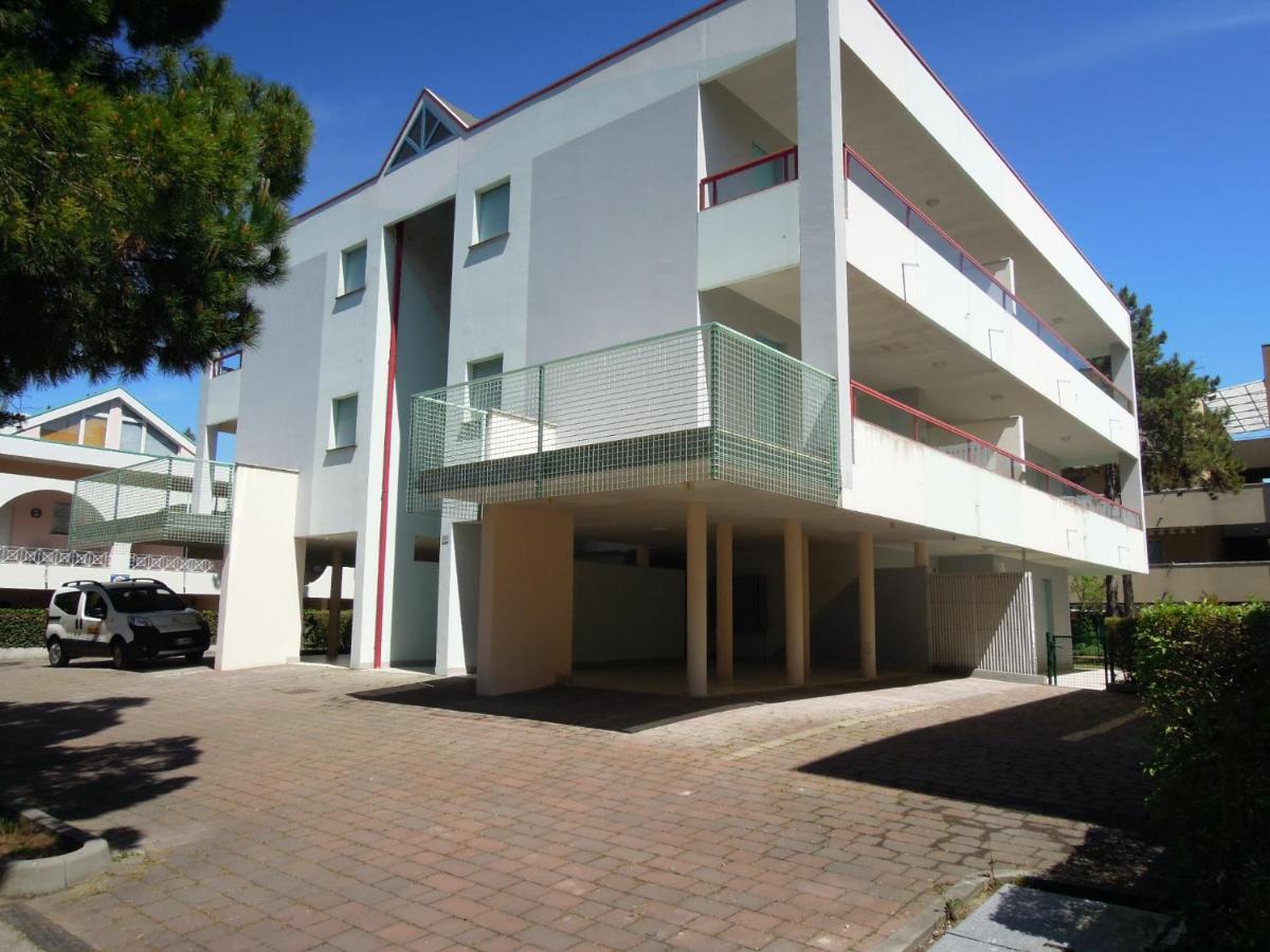 Beautiful Apartment Close To Bibione Beach - Beahost Exterior photo