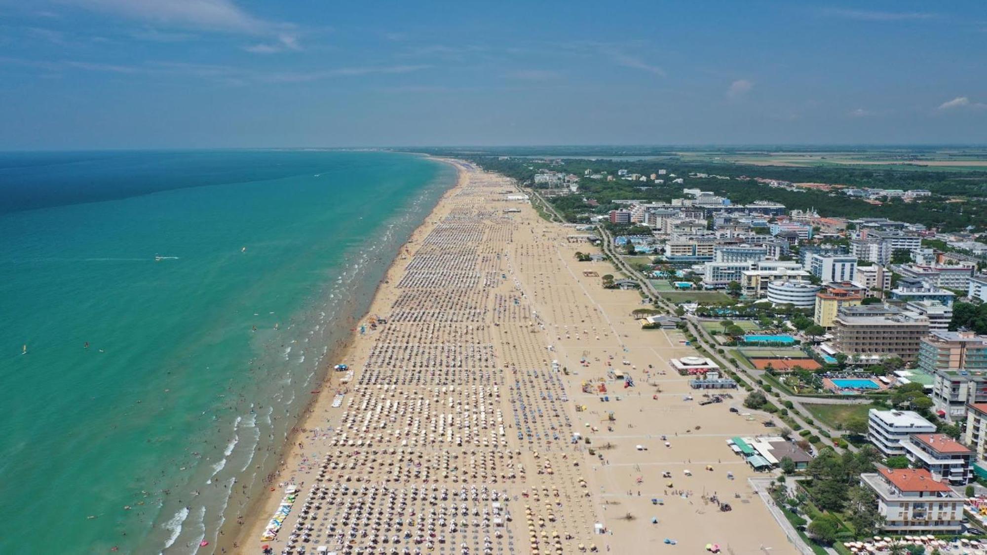 Beautiful Apartment Close To Bibione Beach - Beahost Exterior photo